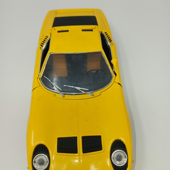 1971 Diecast Lamborghini Anson - Picture 9 of 13